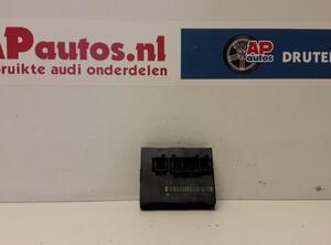 Regeleenheid deuraantrekhulp AUDI A6 (4B2, C5)