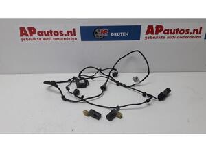 Parking assistance sensor AUDI A4 Avant (8E5, B6), AUDI A8 (4D2, 4D8), AUDI A4 B7 Convertible (8HE), AUDI A4 Avant (8ED, B7)