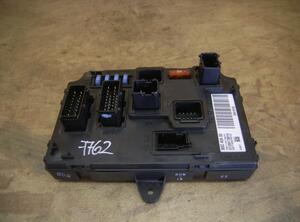 Fuse Box PEUGEOT 407 SW (6E)