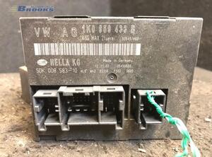 Control unit for door drawing support VW GOLF V (1K1)