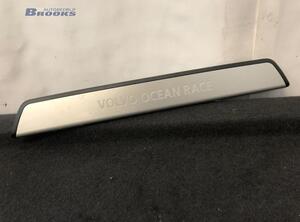 Trim Strip Bumper VOLVO V40 Hatchback (525, 526), VOLVO V40 Cross Country (526)