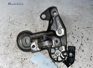 Engine Mount Bracket VW PASSAT (3B2)