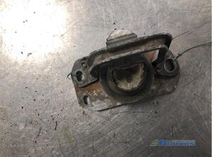 Engine Mount Bracket OPEL VIVARO A Van (X83)