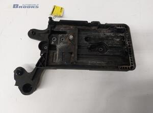 Battery holder VW GOLF VII (5G1, BQ1, BE1, BE2), VW GOLF VIII Variant (CG5), VW GOLF VII Variant (BA5, BV5)