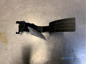 Accelerator pedal RENAULT CAPTUR I (J5_, H5_)