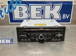 
CD-Radio Peugeot 5008  6579NV P17707102
