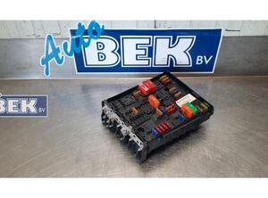 Fuse Box VW Golf V (1K1)