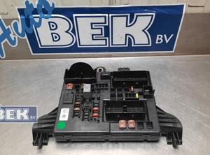 Fuse Box OPEL Insignia A (G09), OPEL Insignia A Sports Tourer (G09)