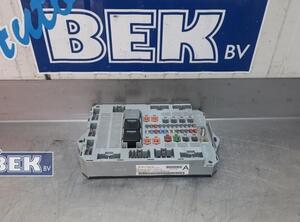 Fuse Box JAGUAR XF (CC9, J05)