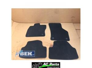 Floor mat (Carpet Mat) VW Golf VII (5G1, BE1, BE2, BQ1)