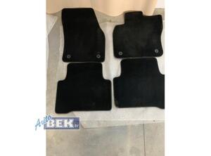 Floor mat (Carpet Mat) VW Touran (5T1)