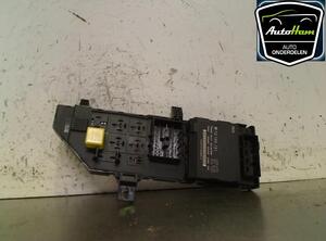 Fuse Box OPEL VECTRA C GTS (Z02), OPEL SIGNUM Hatchback (Z03)