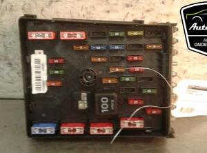 Fuse Box VW PASSAT Variant (3C5), VW PASSAT B7 Estate Van (365), VW PASSAT (3C2)