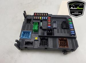 Fuse Box PEUGEOT 208 I (CA_, CC_)