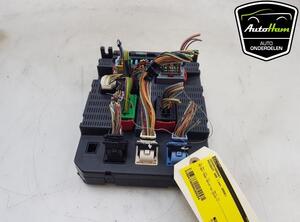 Fuse Box PEUGEOT 308 I (4A_, 4C_), PEUGEOT 308 SW I (4E_, 4H_)