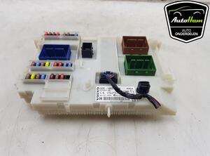 Fuse Box VOLVO V60 I (155, 157)