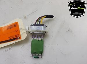 Resistor Interior Blower VW GOLF V (1K1), VW CADDY IV MPV (SAB, SAJ), VW CADDY ALLTRACK MPV (SAB), VW PASSAT (3C2)