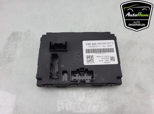 Control unit for door drawing support SKODA OCTAVIA IV Combi (NX5)