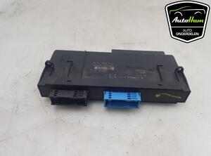 Control unit for door drawing support BMW 3 (E90), BMW 3 Coupe (E92), BMW 1 (E81), BMW 1 (E87)