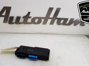 Control unit for door drawing support BMW 3 (E90)