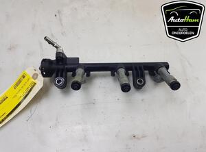 Petrol Fuel Rail TOYOTA YARIS (_P9_)