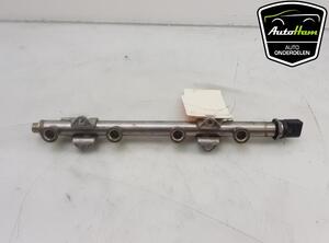 Petrol Fuel Rail AUDI A3 Sportback (8VA, 8VF)