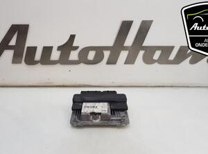 Control unit for engine AUDI A5 Convertible (8F7)