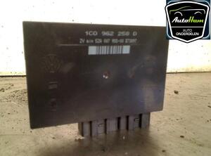 Wash Wipe Interval Relay VW GOLF IV (1J1)