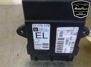 Wash Wipe Interval Relay OPEL VECTRA C GTS (Z02), OPEL SIGNUM Hatchback (Z03)