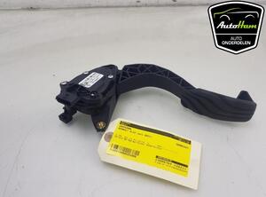 Accelerator pedal RENAULT CLIO V (B7_)