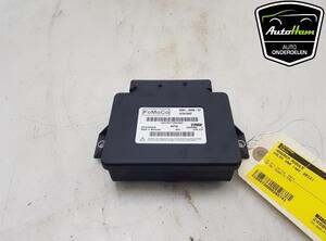 Control unit for fixing brake VOLVO XC60 (156), VOLVO V60 I (155, 157), VOLVO V70 III (135), VOLVO XC70 II (136)