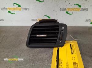 Dashboard ventilation grille VW Passat Variant (3C5)