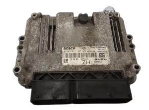 Control unit for engine OPEL ASTRA H Saloon (A04)