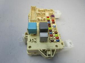 Fuse Box TOYOTA Corolla Verso (R1, ZER, ZZE12)