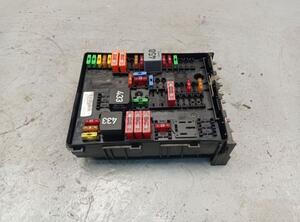 Fuse Box SKODA Octavia II (1Z3)