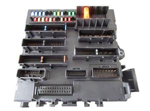 Fuse Box OPEL VECTRA C (Z02)