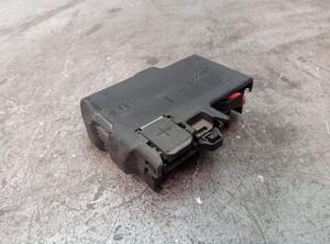 Fuse Box OPEL MERIVA B MPV (S10)