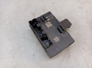 Control unit for door PORSCHE Macan (95B)