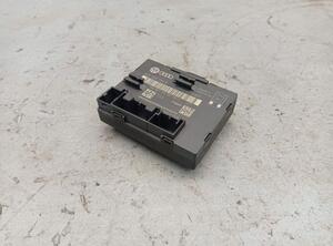 Control unit for door AUDI A6 (4F2, C6)