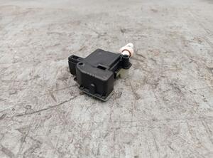 Servomotor for fuel filler flap SKODA OCTAVIA I Combi (1U5)