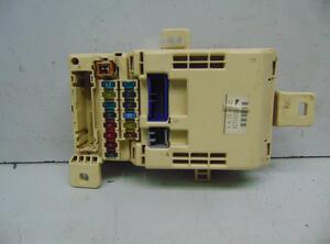 Fuse Box TOYOTA Land Cruiser 90 (J9)