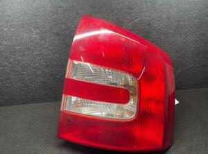 Combination Rearlight SKODA OCTAVIA II Combi (1Z5)