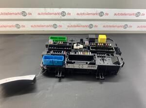 Fuse Box OPEL Astra H (L48)