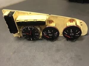 Clock AUDI 100 Avant (4A, C4), AUDI A6 Avant (4A, C4)