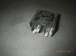 Wash Wipe Interval Relay AUDI A4 (8D2, B5)