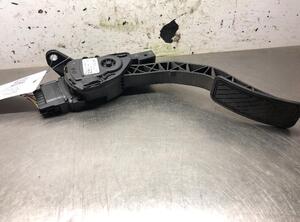 Accelerator pedal FORD Fiesta VI (CB1, CCN)