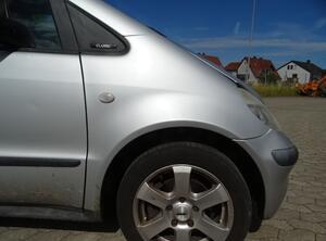 Spatbord MERCEDES-BENZ A-CLASS (W168) A1688800818 rechts silber