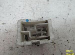 Resistor Interior Blower OPEL Astra H Caravan (L35)