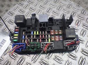 Fuse Box JAGUAR F-TYPE Cabriolet (X152)