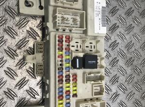 Fuse Box FORD FOCUS II Turnier (DA_, FFS, DS)